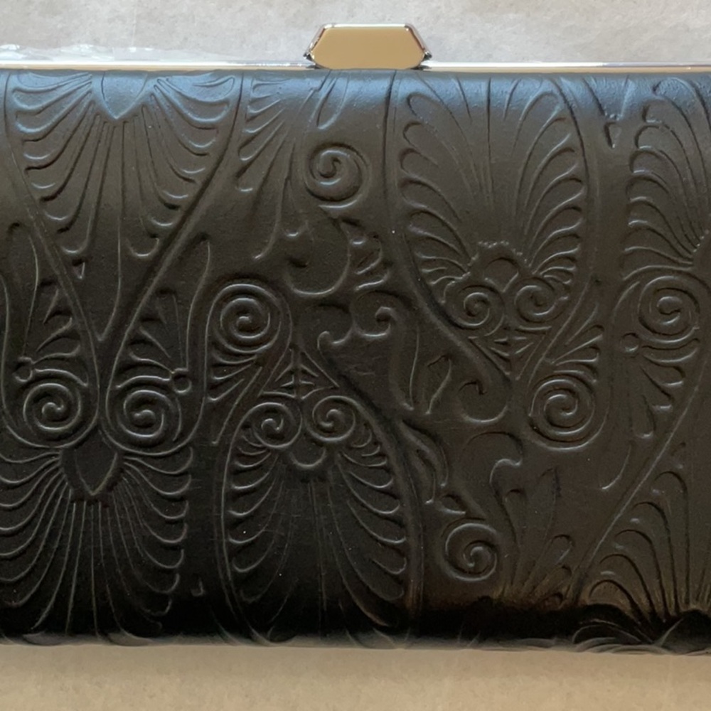 Lodis Black Leather Wallet - Picture 2 of 6